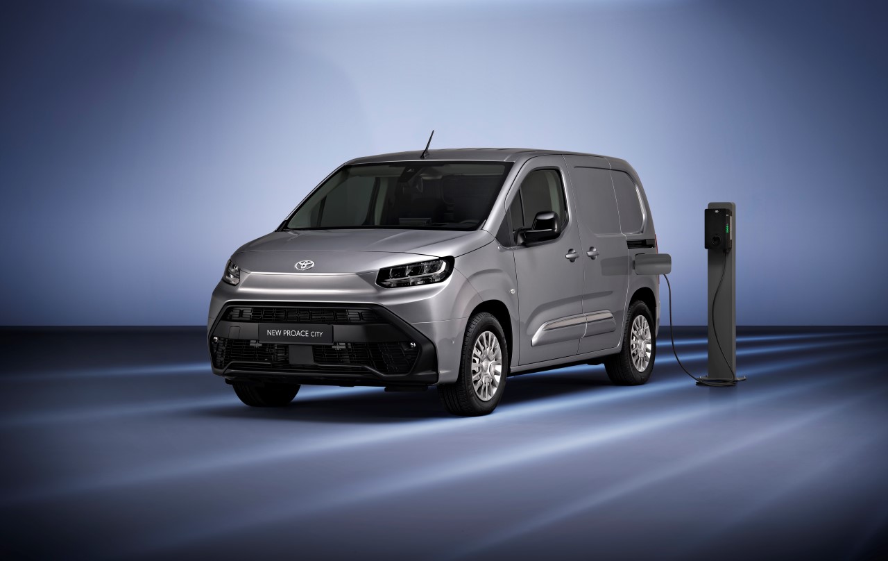 2023 proace city ext 01