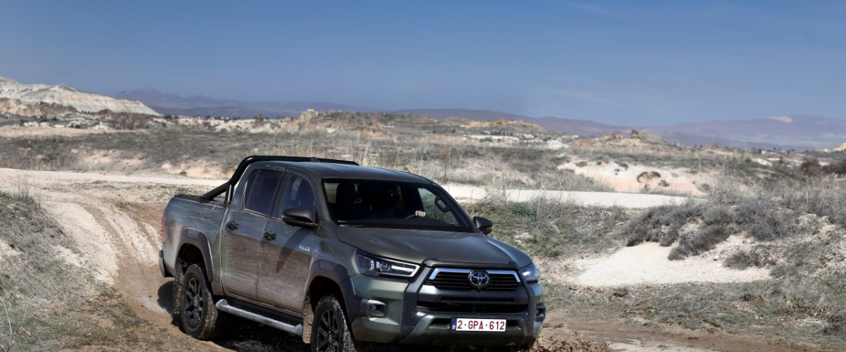Toyota Hilux w wyprzedaży rocznika 2025