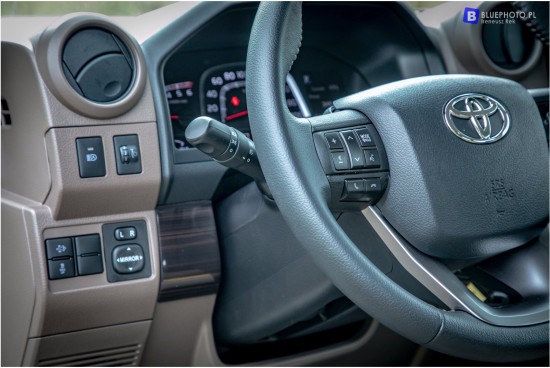 2024.06.03_LC71_BLUE5373