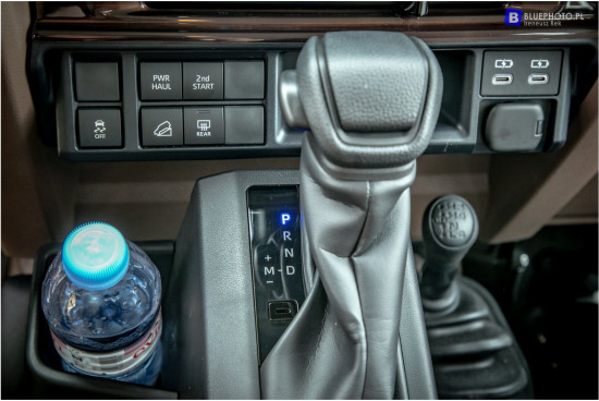 2024.06.03_LC71_BLUE5399