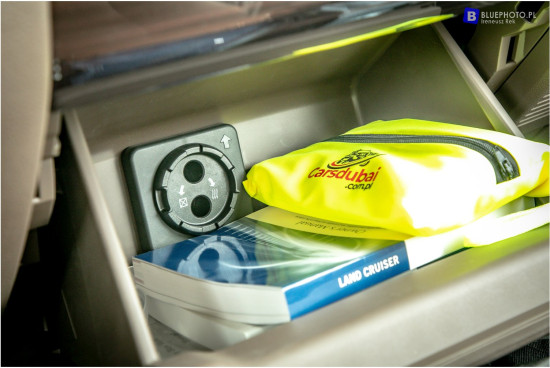 2024.06.03_LC71_BLUE5409