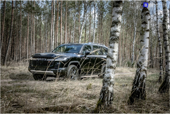 LC300_2022.04____2V6A2349