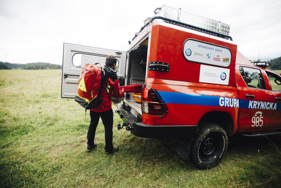 4_toyota_hilux_w_s__u__bie_gopr_fot_adam_kokot