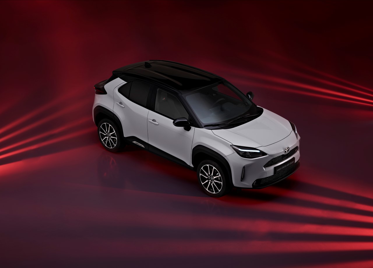2022 YARIS CROSS GRS EXT 008